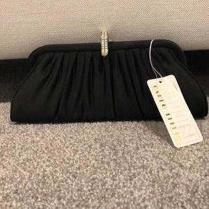 Clutch/shoulder bag